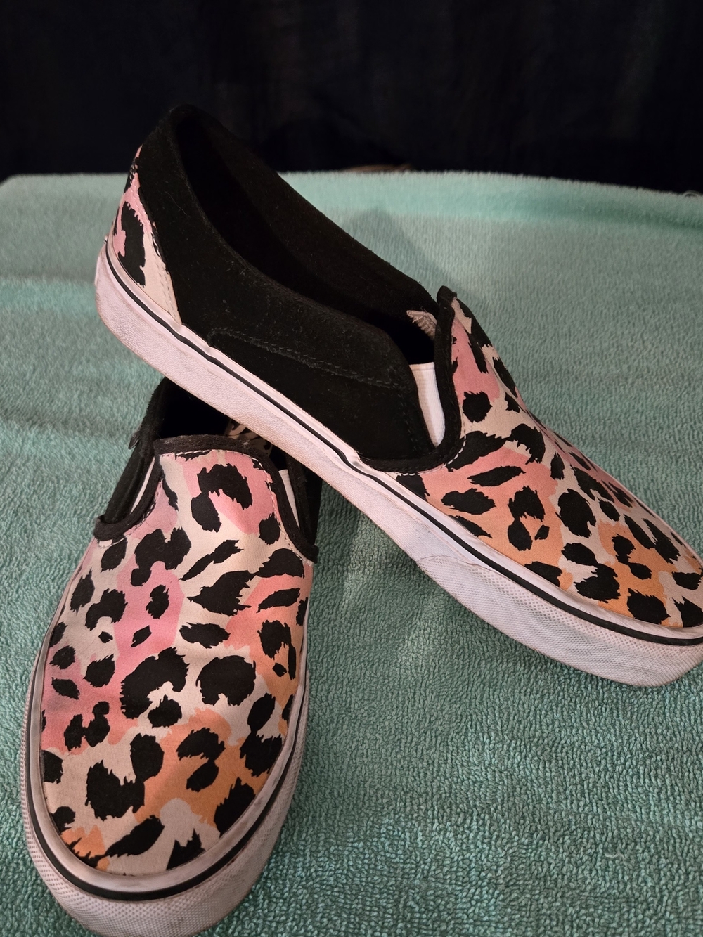 *Vans* Women's Slip-On Leopard Print Canvas Shoes - Pink & Orange - Picture 1 of 6